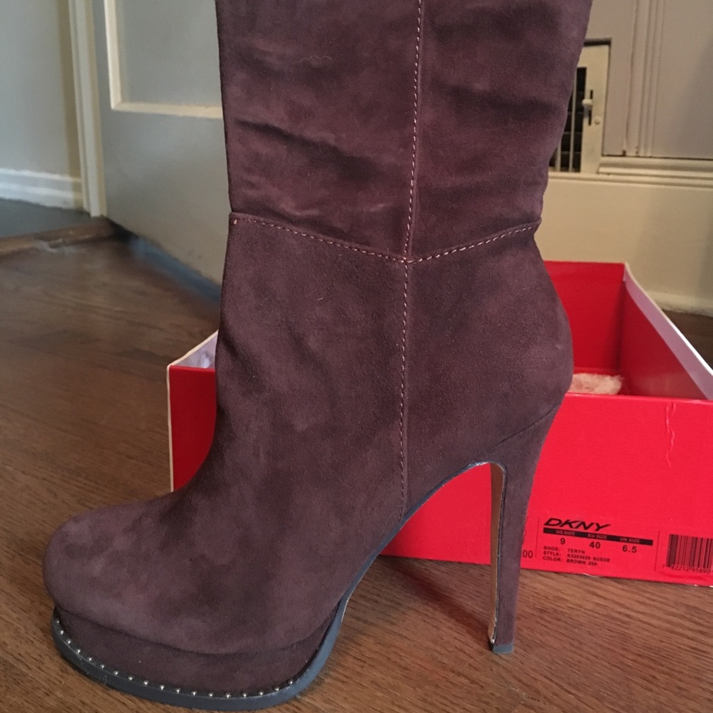 DKNY brown suede boots, never worn — size 9.